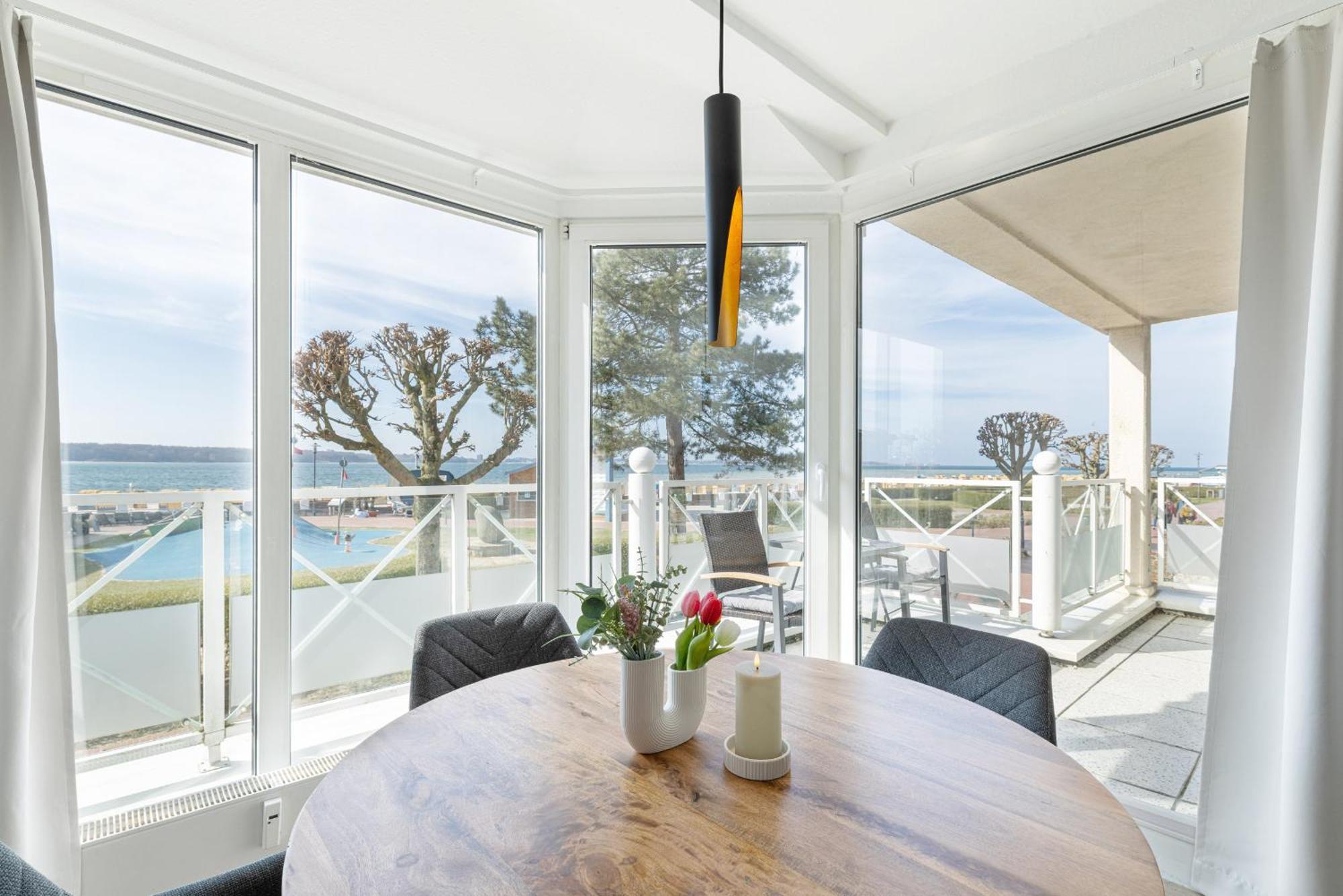 Haus Panorama Laboe Beachview Екстериор снимка